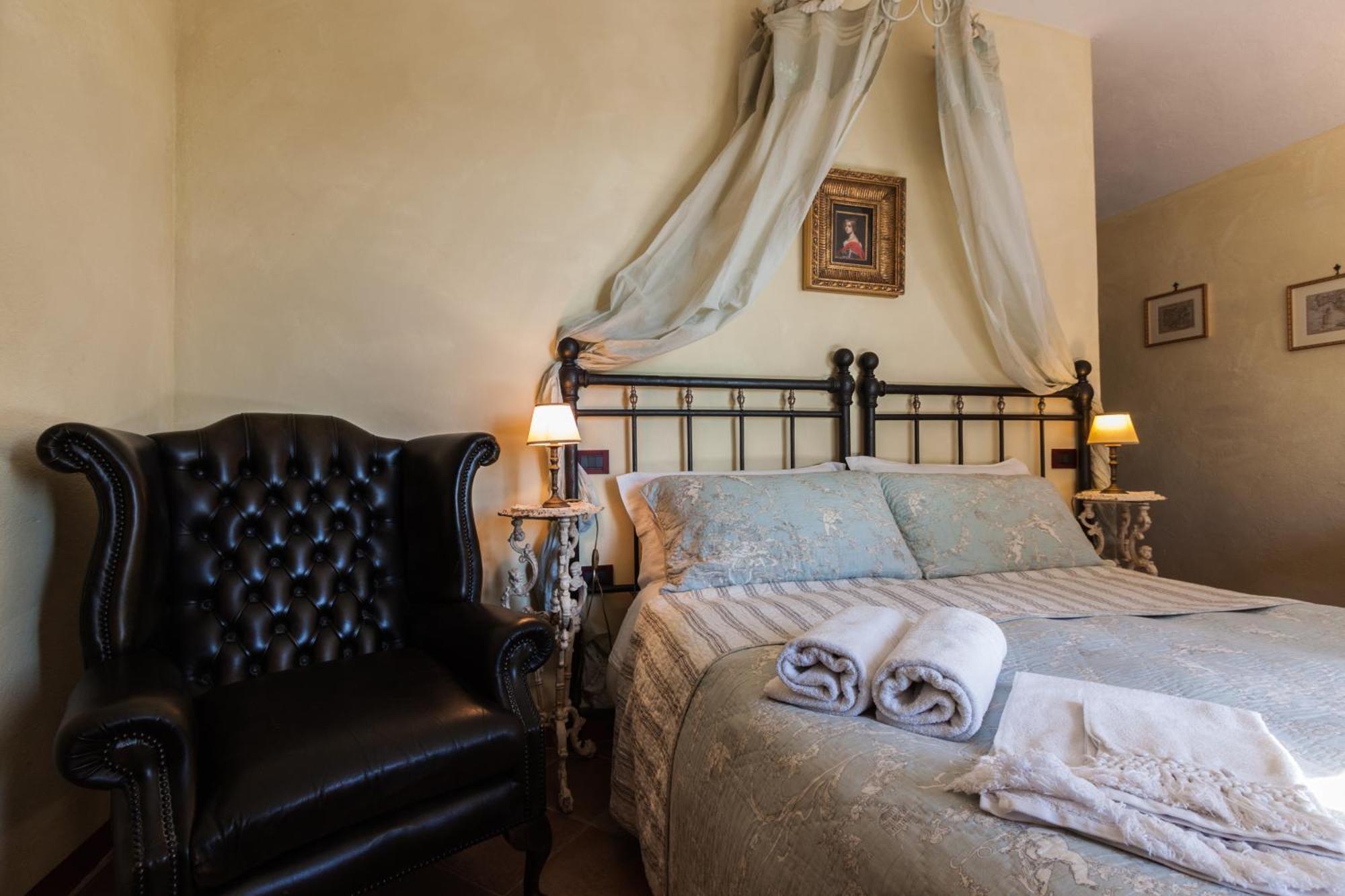 Borgo Tepolini Country House カステル・デル・ピアーノ エクステリア 写真