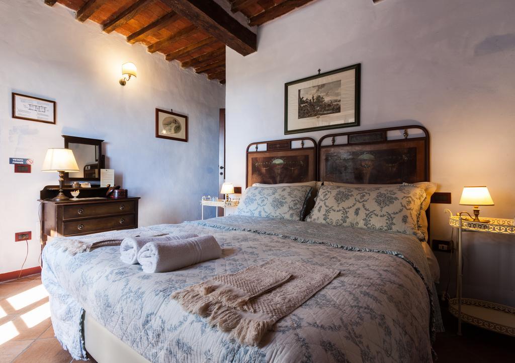 Borgo Tepolini Country House カステル・デル・ピアーノ エクステリア 写真