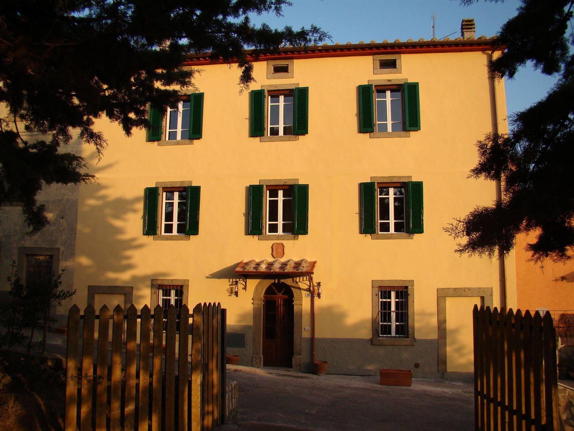 Borgo Tepolini Country House カステル・デル・ピアーノ エクステリア 写真